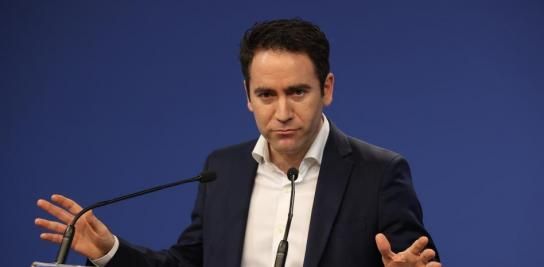 Génova expedienta a Ayuso por sus acusaciones contra Casado y deslealtad al partido