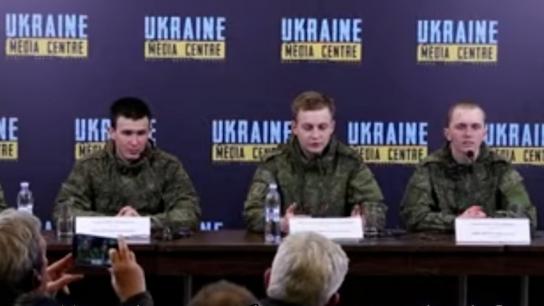 El Kremlin admite lentitud en sus avances y golpea de nuevo cerca de Polonia