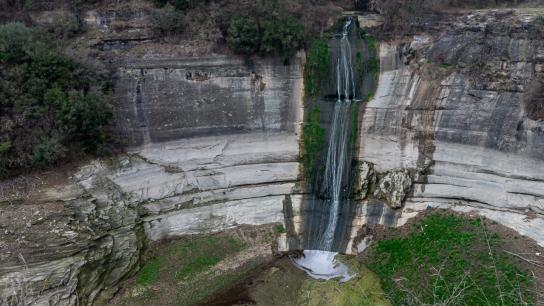 La cascada del Salt del Cabrit apenas chorrea