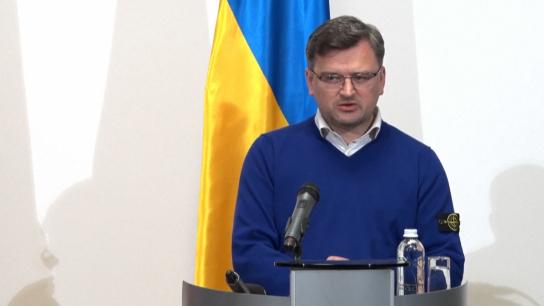 Rusia ataca autobuses con mujeres y niños que huyen del Donbass