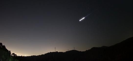 Impresionante bólido en el cielo del Vallès