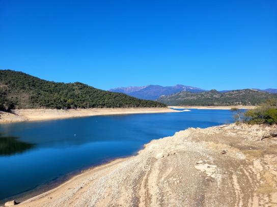 Caminos de secano en Boadella Darnius