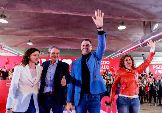 Sánchez anuncia una ley de paridad entre mujeres y hombres en el Gobierno y las grandes empresas