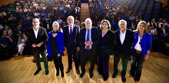 Mínima ventaja de Collboni sobre Trias y Colau en unas elecciones que decidirán los indecisos