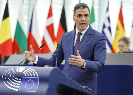 El III Reich de Pedro Sánchez