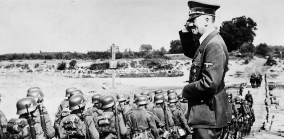 Tres terrones de azúcar para viajar a dos guerras mundiales