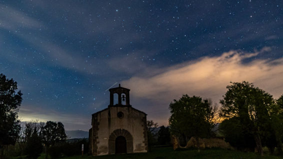 Lluvia de estrellas fugaces líridas