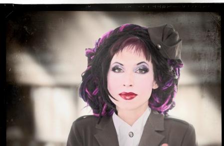 La escritora fino-estonia Sofi Oksanen, que deslumbró con Purga, publica ahora Norma (Salamandra)