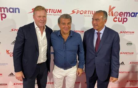 Ronald Koeman, Joan Laporta y Rafa Yuste en la Koeman Cup