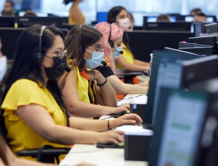 Salut Respon 061 en la Zona Franca .