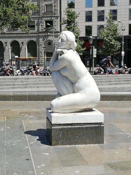 La Diosa de la Plaza Catalunya.