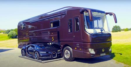 Esta Liner tiene un garaje que le permite llevar un Bugatti&nbsp;