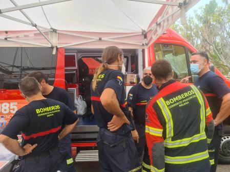 Imagen de unos bomberos pertenecientes al Consorcio de Málaga.