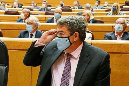 El ministro de Seguridad Social, Inclusión y Migraciones, José Luis Escrivá, interviene en una sesión de Control al Gobierno en el Senado, a 21 de septiembre de 2021, en Madrid (España). En la sesión de Control al Gobierno, se votará la proposición de ley reguladora de los colectivos de usuarios de cannabis. 21 SEPTIEMBRE 2021;SENADO;CANNABIS;DEBATE;POLITICO Cézaro De Luca / Europa Press 21/09/2021