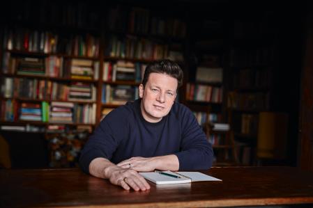 Con casi 15 millones de libros vendidos, Jamie Oliver es el segundo autor más publicado en el Reino Unido sólo por detrás de J.K. Rowling