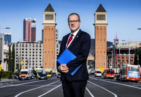 foto XAVIER CERVERA 09/11/2021 director regional OMS a Europa, és de Belgica i viu a Copenhaguen, Dinamarca on esta seu OMS Hans Henri Marcel Paul Kluge (born 29 November 1968, (Roeselare) is a Belgian medical doctor and public health expert with more than 25 years of experience spanning three continents. As of 1 February 2020, he serves as the WHO Regional Director for Europe. He was nominated to fill this role in September 2019 by the WHO Regional Committee for Europe and took office on 1 February 2020, after having his election endorsed by the WHO Executive Board.