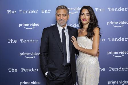 George Clooney y Amal Alamuddin en el BFI London Film Festival 2021.