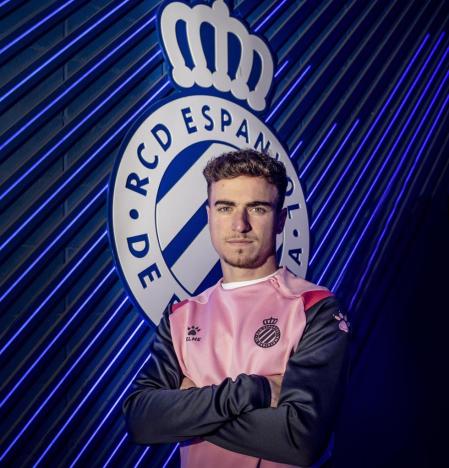 Entrevista al jugador del Espanyol Adria Pedrosa