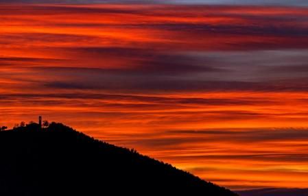 Puesta de sol en la ermita de Sant Sebastià de Vic.