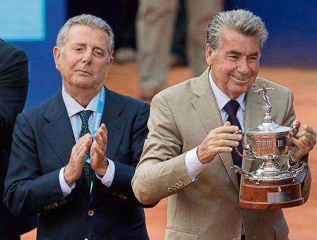 FOTO:MANE ESPINOSA. 60 TROFEO CONDE DE GODO DE TENIS BARCELONA OPEN BANC SABADELL. HOMENAJE AL TENISTA MANUEL SANTANA