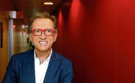 04 - 02 - 2022 / Barcelona / Jordi Hurtado conductor de Saber y Ganar / La Contra Victor Amela / foto: Llibert Teixidó