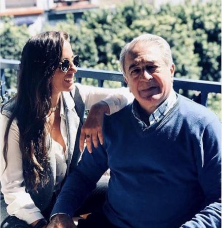 Anabel Pantoja junto a su padre Bernardo