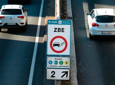 El Gobierno instó a los municipios a “adoptar antes de 2023 planes de movilidad urbana sostenible que introduzcan medidas de mitigación” 