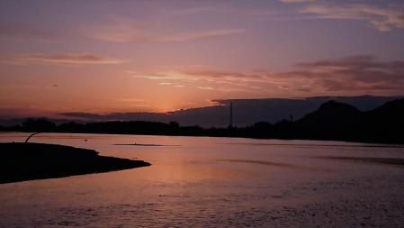 Amanecer en la Gola del Ter.