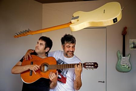 FOTO ALEX GARCIA JOSE Y DAVID MUÑOZ, ESTOPA, DIAS ANTES DE SU ACTUACION EN EL FORUM 2022/05/05