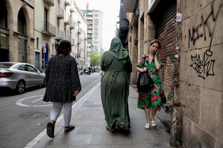 El barrio barcelonés del Raval, donde se ha arraigado desde hace años la comunidad pakistaní