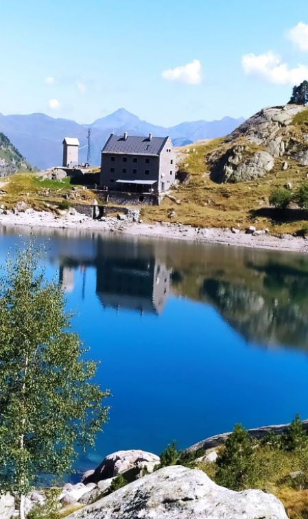 Vista del refugio de La Restanca.
