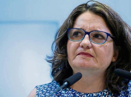 GRAFCVA6670. VALENCIA, 21/06/2022.- La vicepresidenta de la Generalitat y coportavoz de Compromís, Mónica Oltra, durante la rueda de prensa que ha ofrecido este martes en la que ha anunciado que dimite como miembro del Consell y de Les Corts 