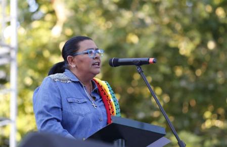 María del Monte sale del armario en el pregón del Orgullo Gay de Sevilla: “He formado mi familia”