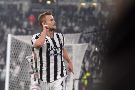 Matthijs De Ligt celebra un gol con la camiseta de la Juventus