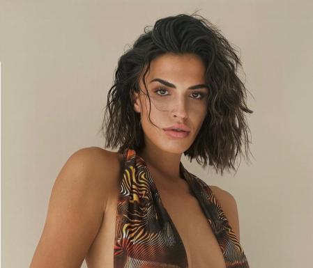 Sofía Suescun protagoniza la portada de la revista 'Lecturas'.