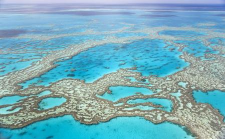 Vista aérea de la Gran Barrera de Coral en Australia.