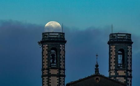 Santa María de Olost.