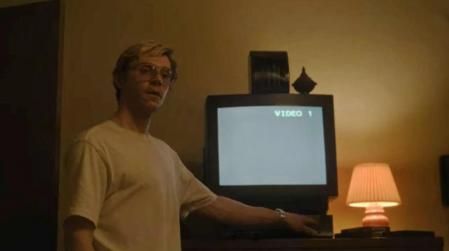 Dahmer llevaba a sus víctimas al apartamento y las asesinaba.