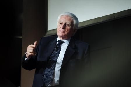 BARCELONA 27.01.2016 VIVIR, VIGESIMO CUARTA SESION DEL FORO DE LA COMUNICACION, LA TELEVISION: EL AMIGO DEL HOMBRE