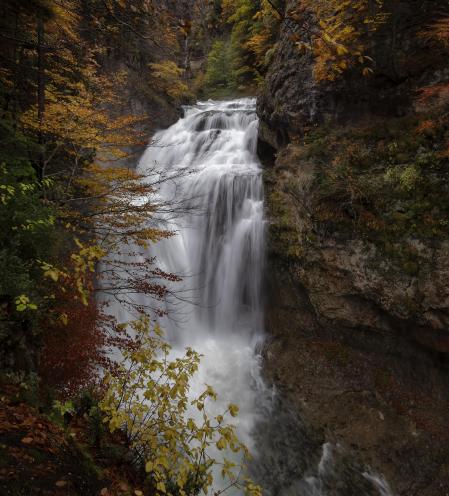 Cascada del parque natural de Ordesa y Monte Perdido