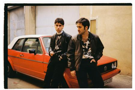 Àlex Monner es un DJ a punto de mudarse a Ibiza y Ricardo Gómez es un empresario que se ha forrado con la madrugada valenciana.