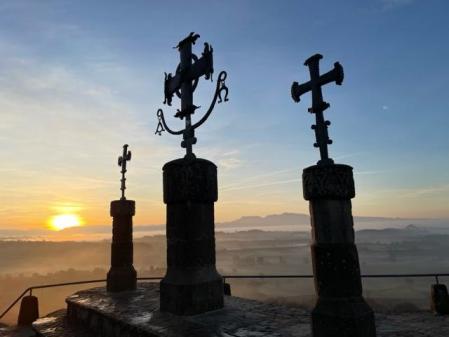 Puig de les Tres Creus.