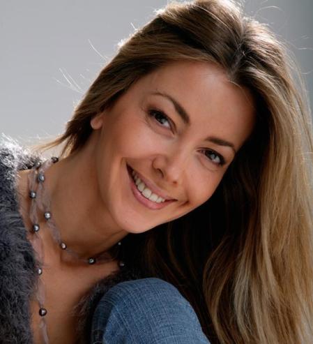 Sofía Mazagatos fue una de las reinas de la crónica social de los 90.