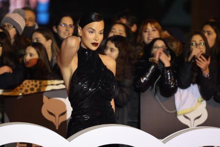 La actriz, llegando a la gala