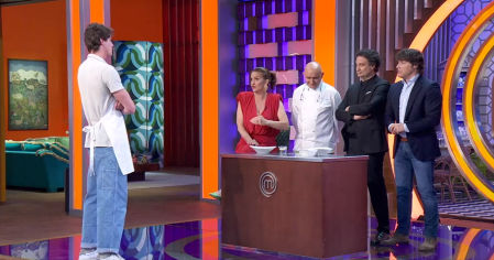 La cata del plato de Lluis en la primera prueba de la final de la undécima edición de MasterChef