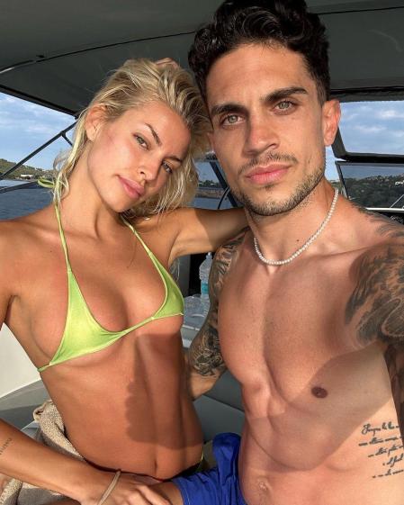 Marc Bartra y Jessica Goicoechea