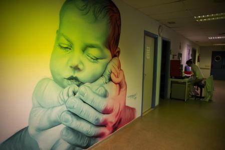 Representación de un entierro, como protesta de los trabajadores y vecinos por el cierre de la planta de maternidad y el paritario del Hospital de Verín. Área de paritorio cerrado desde el día 1 de Diciembre, que obliga a los usuarios a desplazarse un mínimo de 70 kilómetros
07/12/19