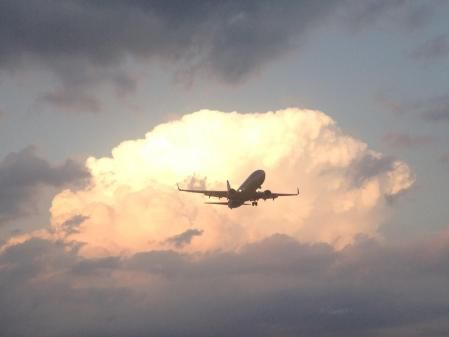 La duración de los vuelos comerciales actuales quedaría reducida si se alcanza la velocidad supersónica 