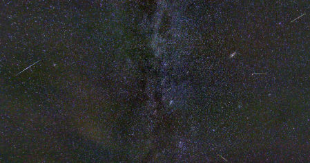 Meteoros de la lluvia de estrellas de las Perseidas