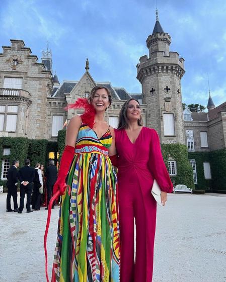 Tamara Falcó con su amiga Aline en la fiesta de cumpleaños